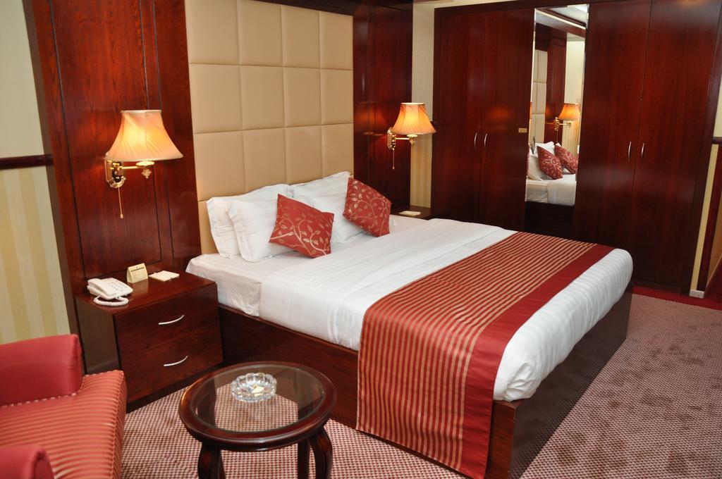 Benta Grand Hotel Llc Dubai Exterior photo