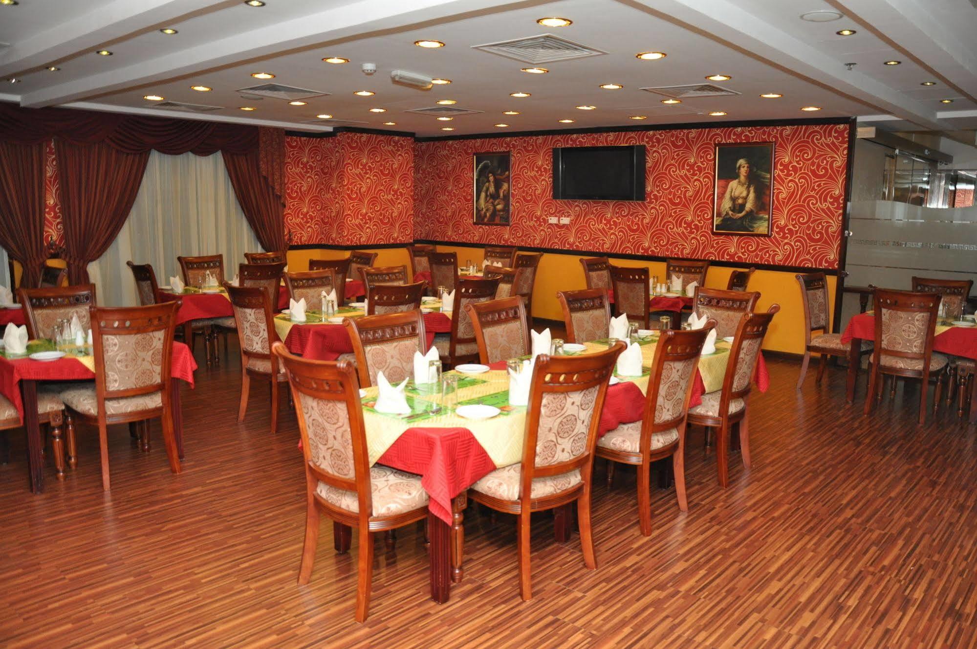 Benta Grand Hotel Llc Dubai Exterior photo