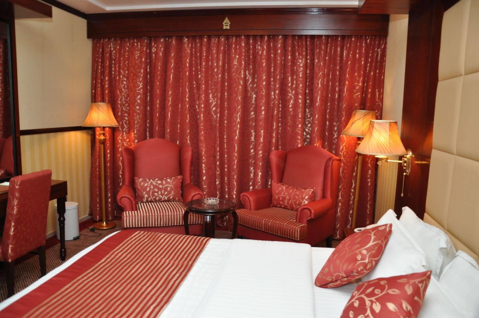 Benta Grand Hotel Llc Dubai Exterior photo