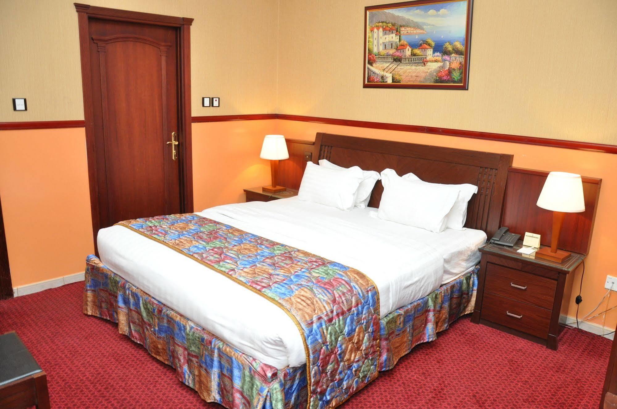 Benta Grand Hotel Llc Dubai Exterior photo